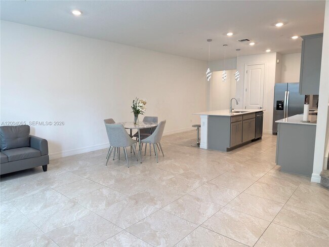 Building Photo - 8344 NW 7th Pl