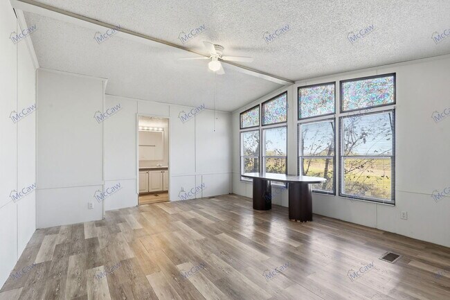 Building Photo - 13665 FM2331