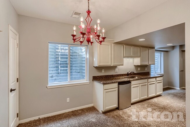 Building Photo - 4565 Larksong Dr