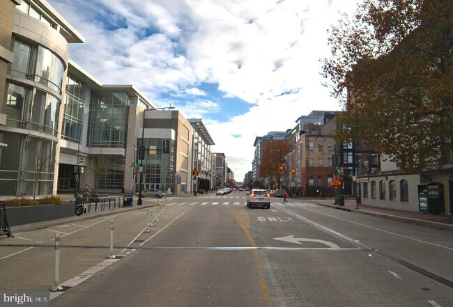 Building Photo - 1208 M St NW