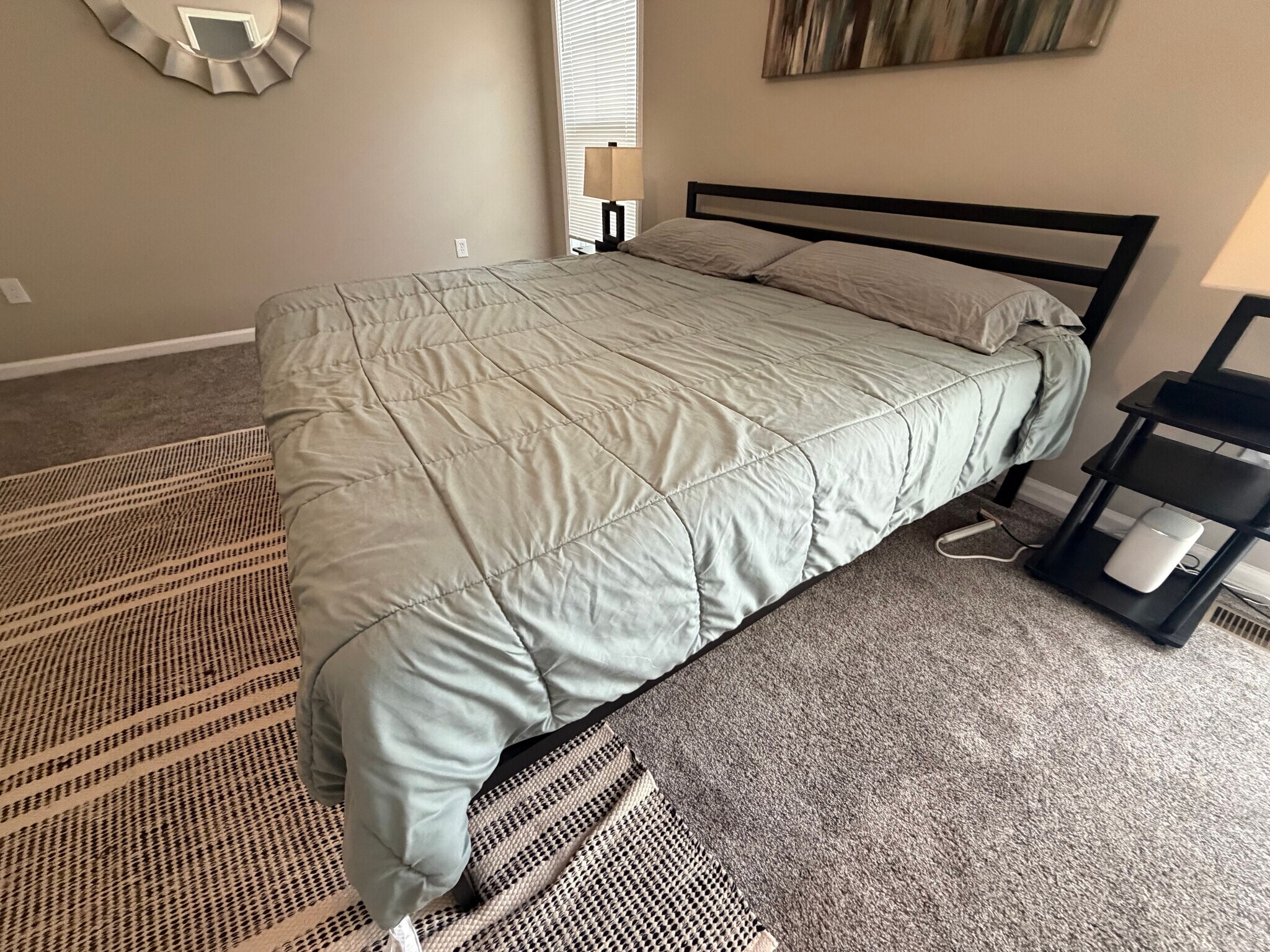 Building Photo - Room in House on Bolton Rd NW