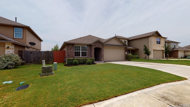 Building Photo - 2711 Sunset Bend
