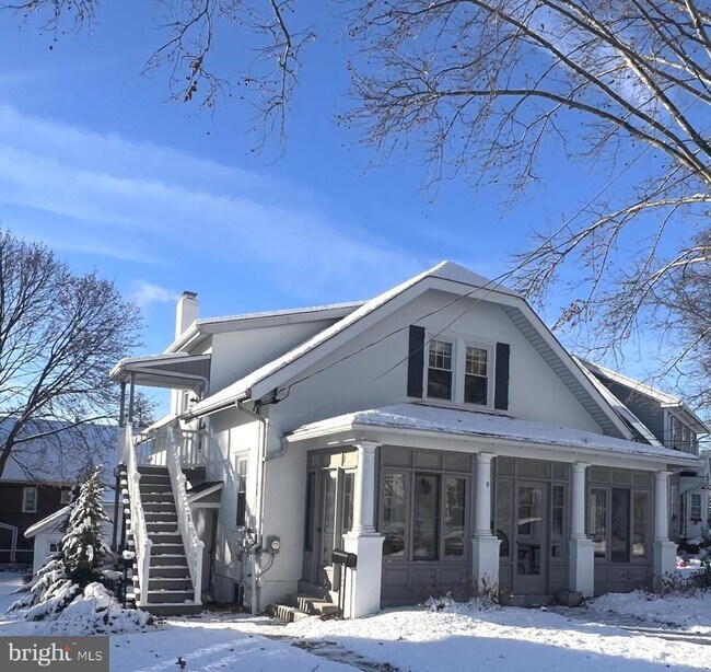 Building Photo - 9 Williams Ln