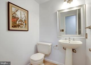 Building Photo - 8931 Park Forest Dr