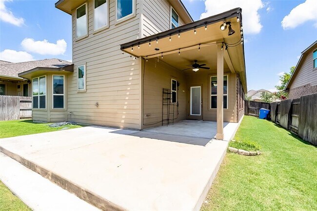 Building Photo - 3625 Lunet Ring Way