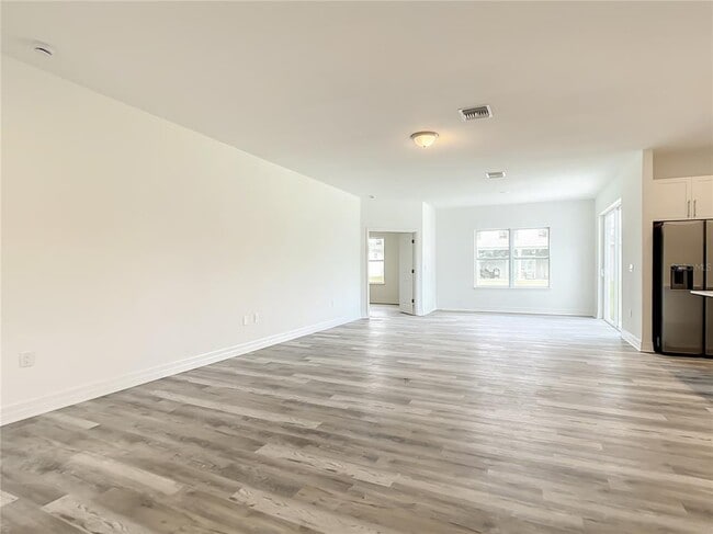 Building Photo - 14210 Luxo Ave