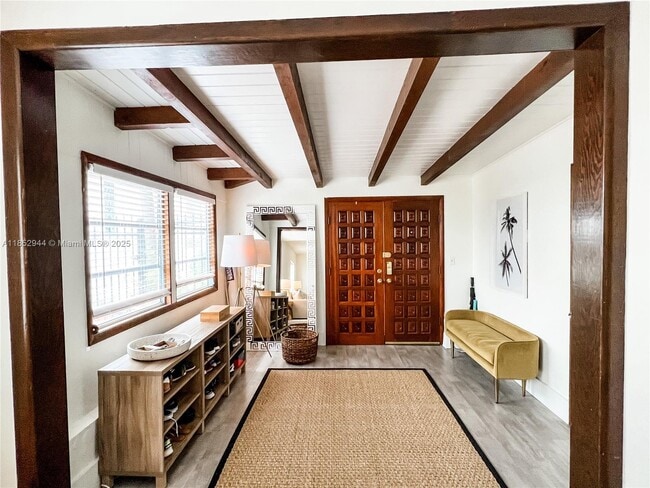 Building Photo - 320 W 55th St