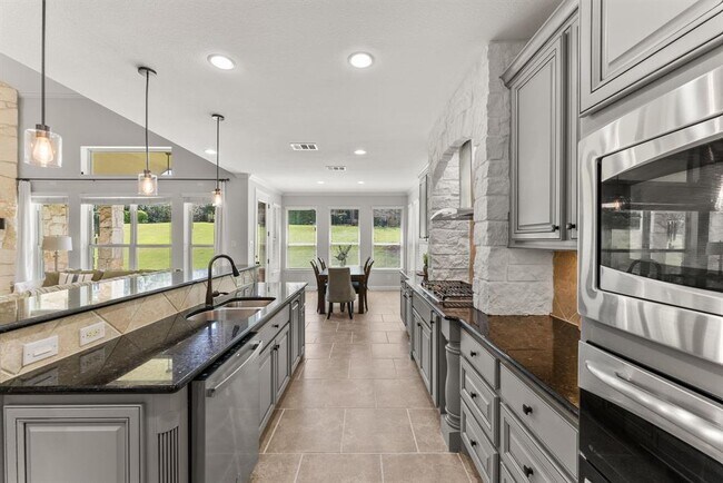 Building Photo - 106 Princes Ct