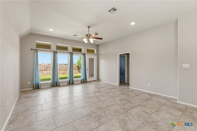 Building Photo - 2940 Coral Way