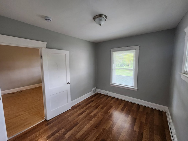 Building Photo - 13302 Ferris Ave