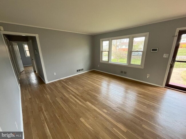 Building Photo - 6706 Longridge Dr