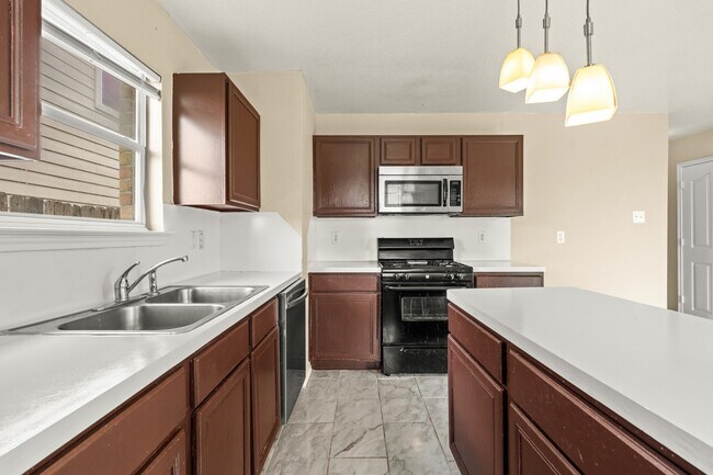 Building Photo - 7931 Raven Creek Ln