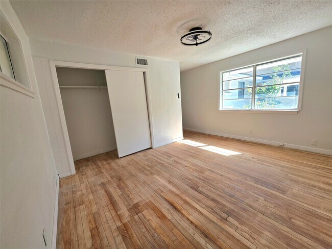 Building Photo - 4118 Lemac Dr