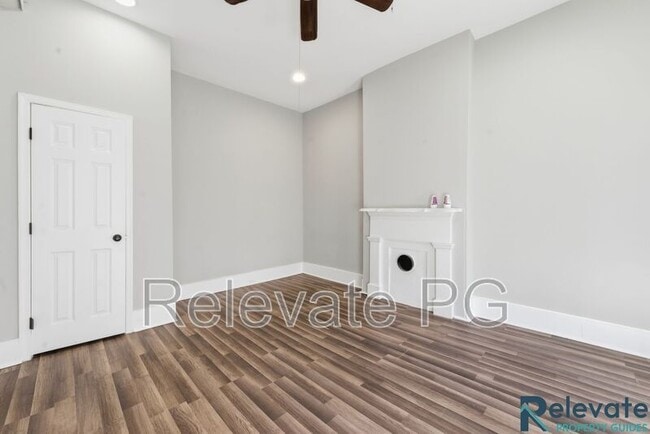 Building Photo - 2820 Q St