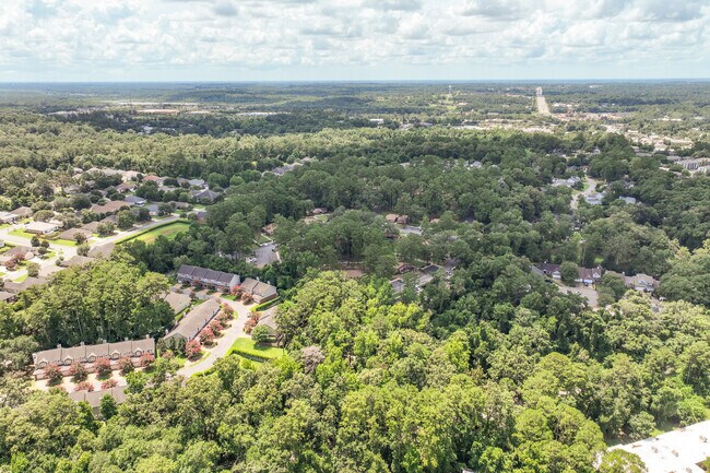 3201 Miccosukee Rd - Aerial Photo - Miccosukee Hills Apartments