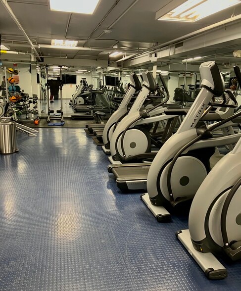 Building's fitness center - 2101 Chestnut St