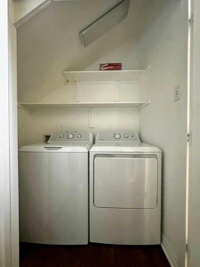 Building Photo - 2016 S 8th St