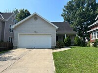 Building Photo - WESTWOOD- 3 Bed/ 2 full bath with 2 car garage