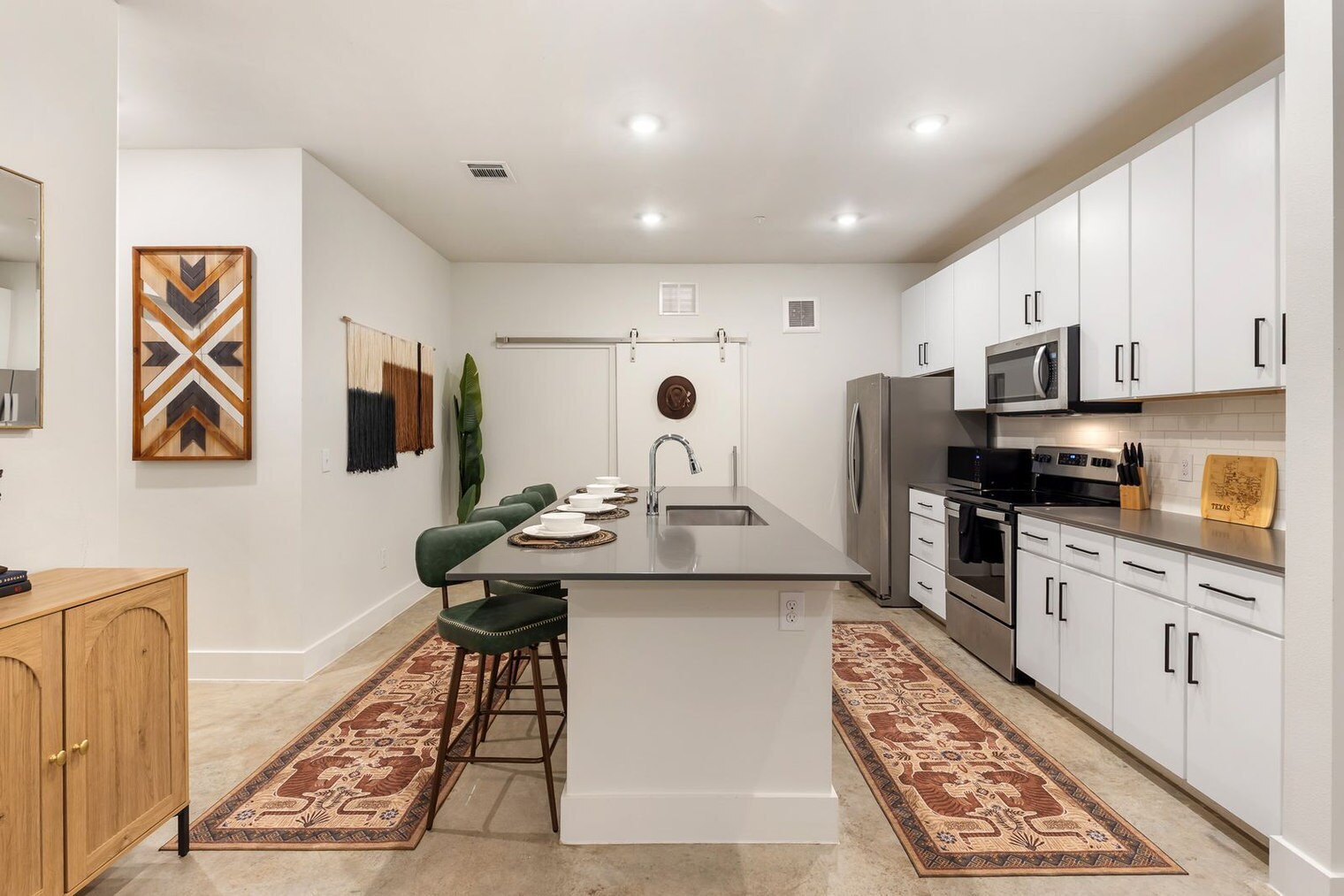 Building Photo - 7522 1/2 West Slaughter Lane-SI FL1-ID1537453P
