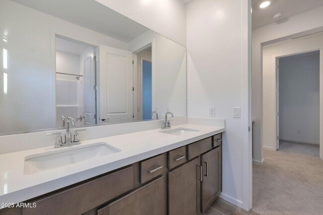 Building Photo - 2468 W Rowel Rd