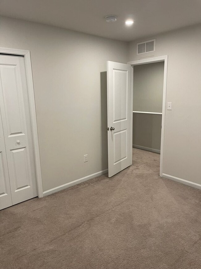 Building Photo - Dover - Clearview Meadow