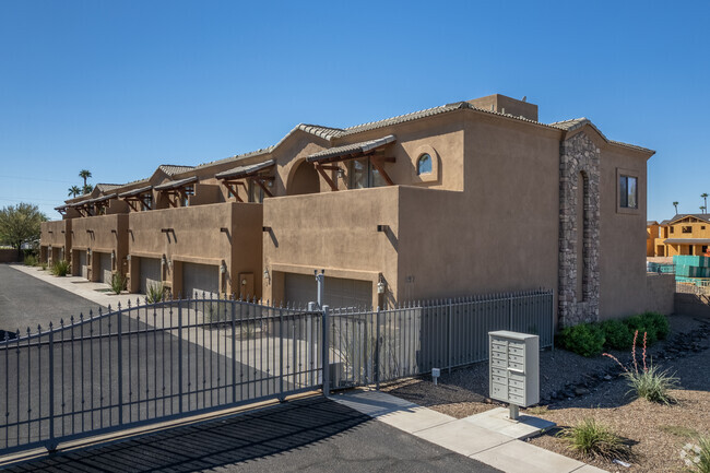 Primary Photo - Villas on Roma