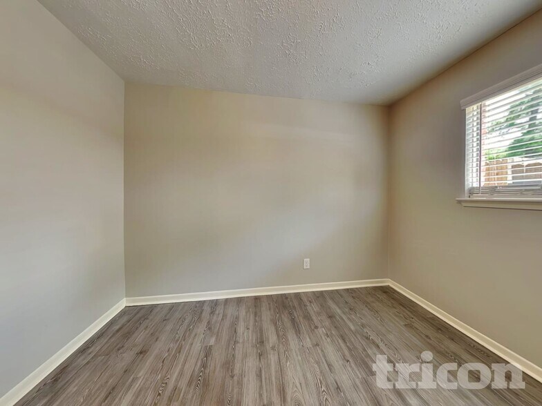 Building Photo - 23115 Earlmist Dr