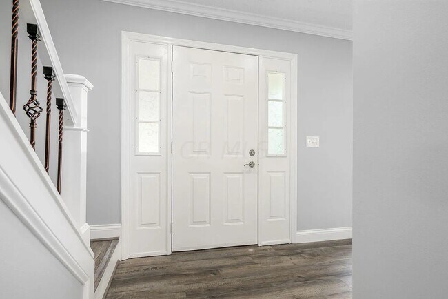 Building Photo - 2125 Scottingham Dr