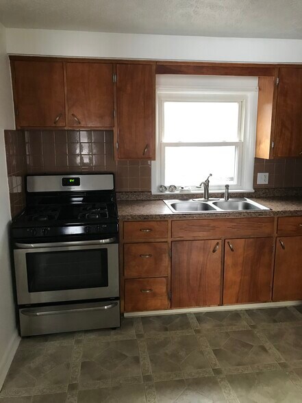 Building Photo - 4814 Whyem Dr