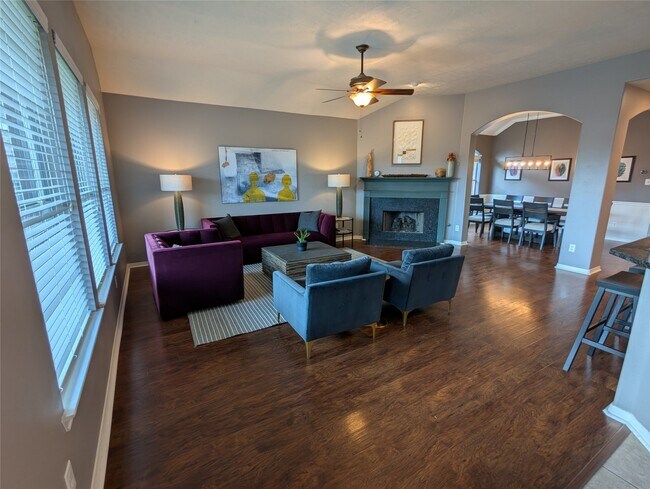 Building Photo - 24807 Blane Dr