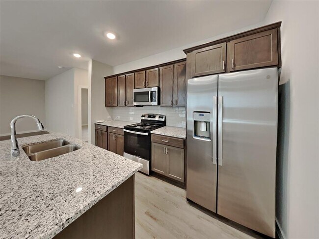 Building Photo - 2350 Bailey Flds Ln