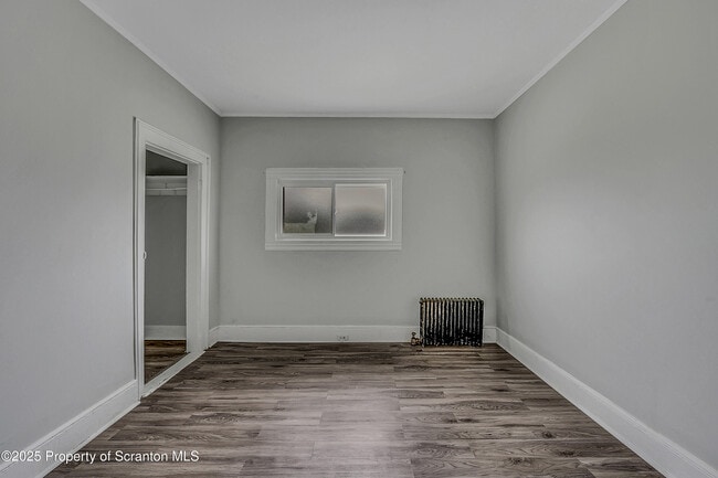 Building Photo - 301 N Bromley Ave