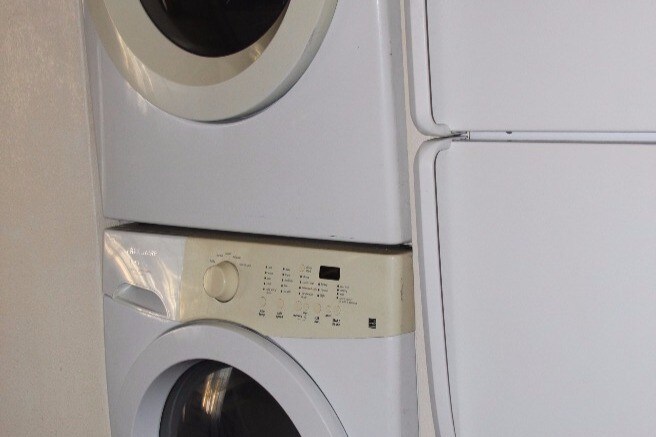 washer/dryer inside uni - 3028 8th Ave