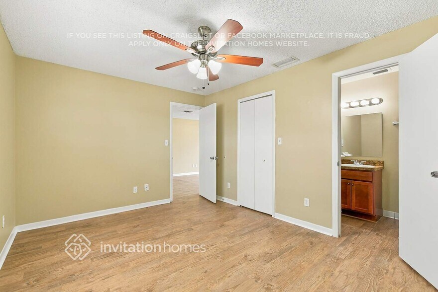 Building Photo - 896 McKenny Ave