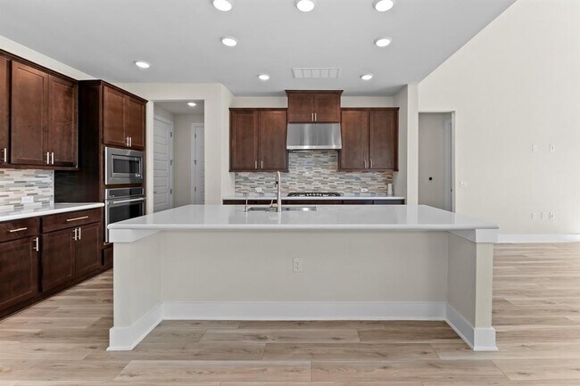 Building Photo - 8901 Chrysler Bend