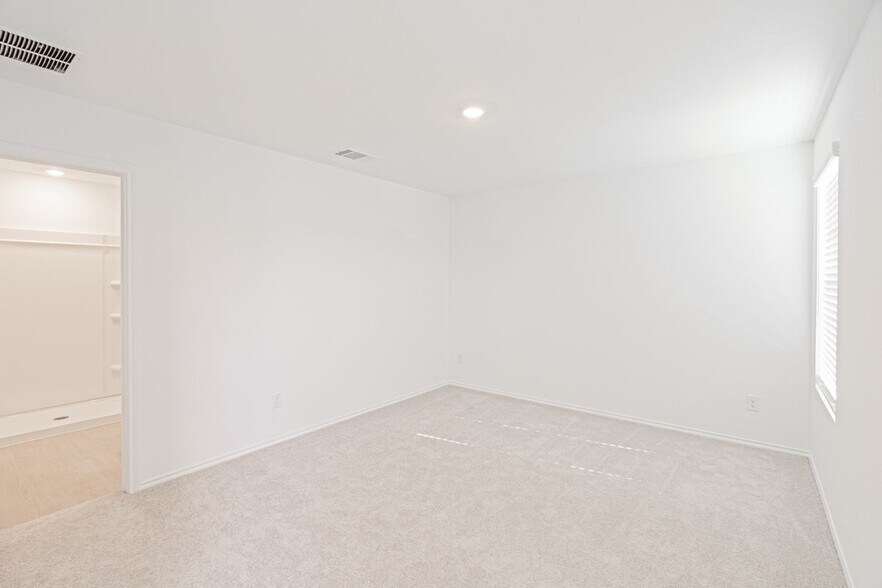 Building Photo - 117 Dark Victory Rd