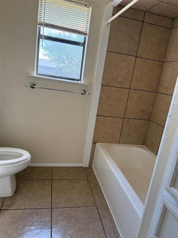 Building Photo - 5931 Limmer Loop