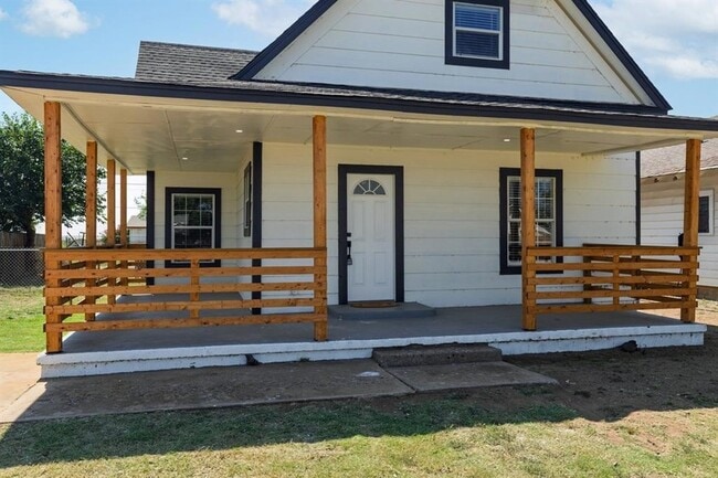 Building Photo - 1320 W Frisco St