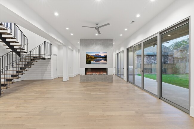 Building Photo - 6273 Piping Rock Ln