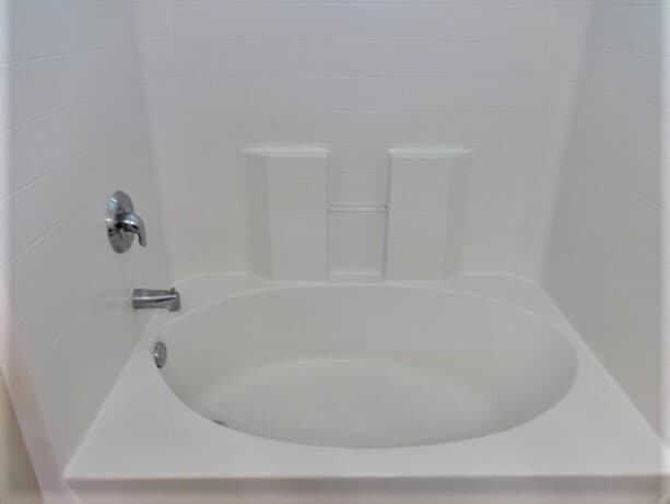 Building Photo - 11 Mills Run Ct