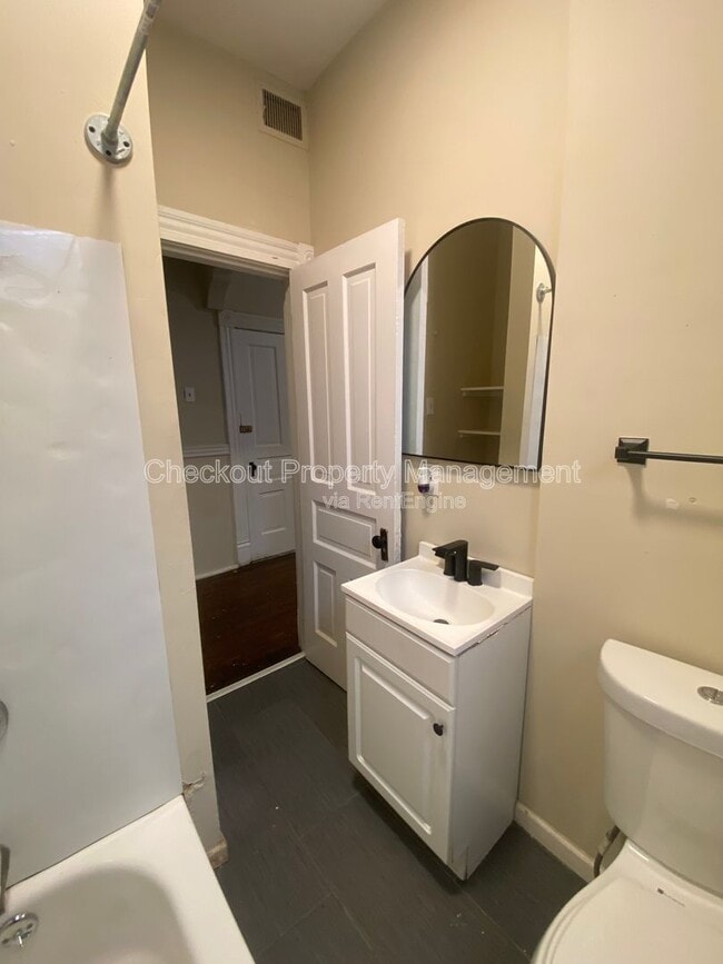 Building Photo - 3828 Nebraska Ave