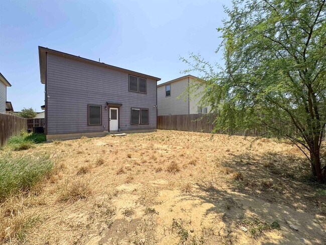 Building Photo - 4426 Gloria Dr