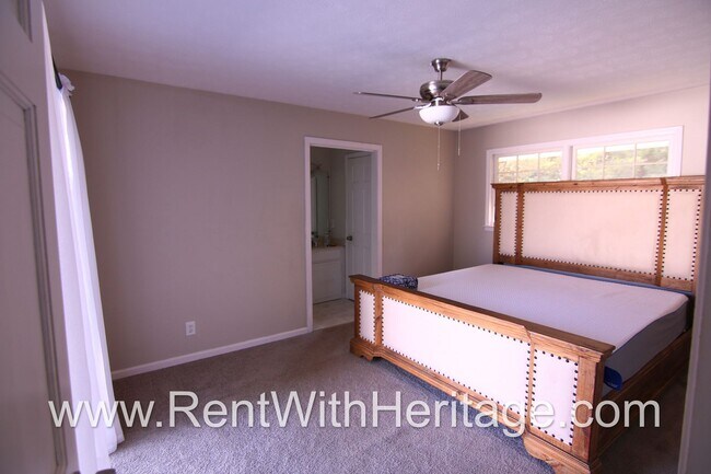 Building Photo - Charming Newly Renovated 3bd/ 2ba/ Gorgeou...