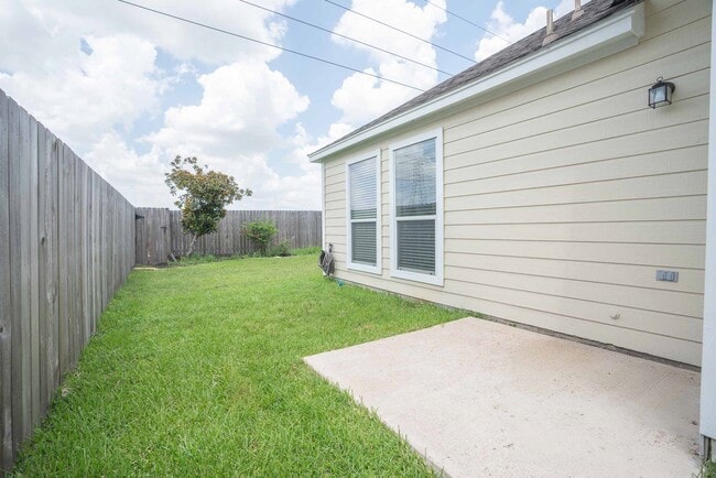 Building Photo - 22114 Guston Hall Ln