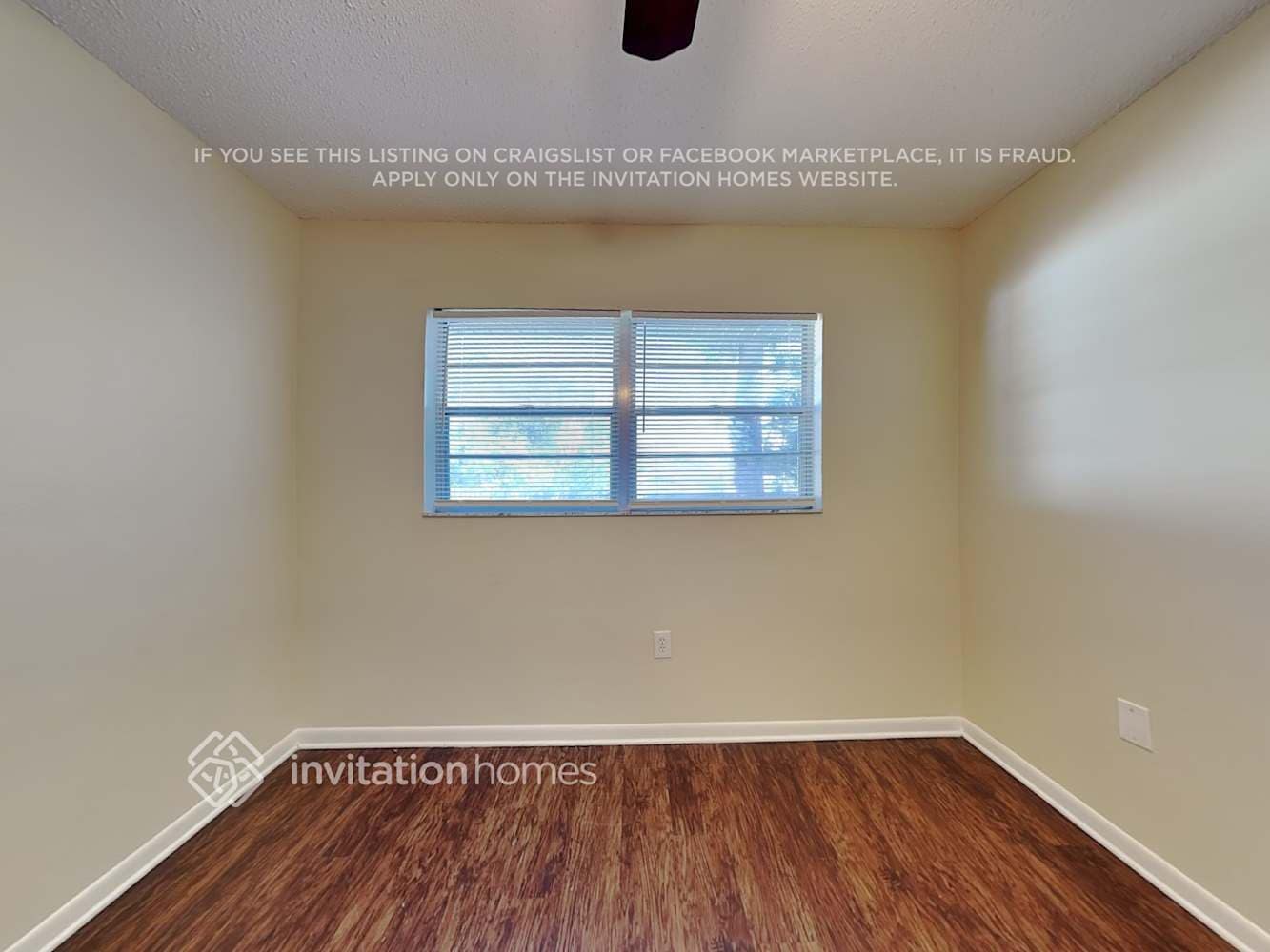 Building Photo - 609 Lakespur Ln