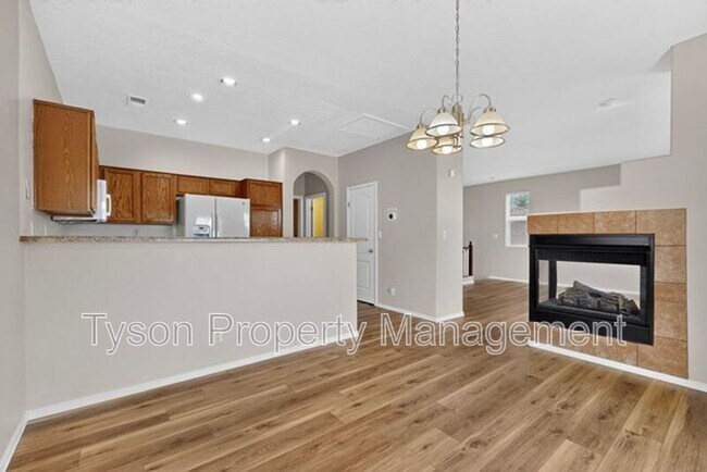 Building Photo - 10912 Dream Weaver Dr NW