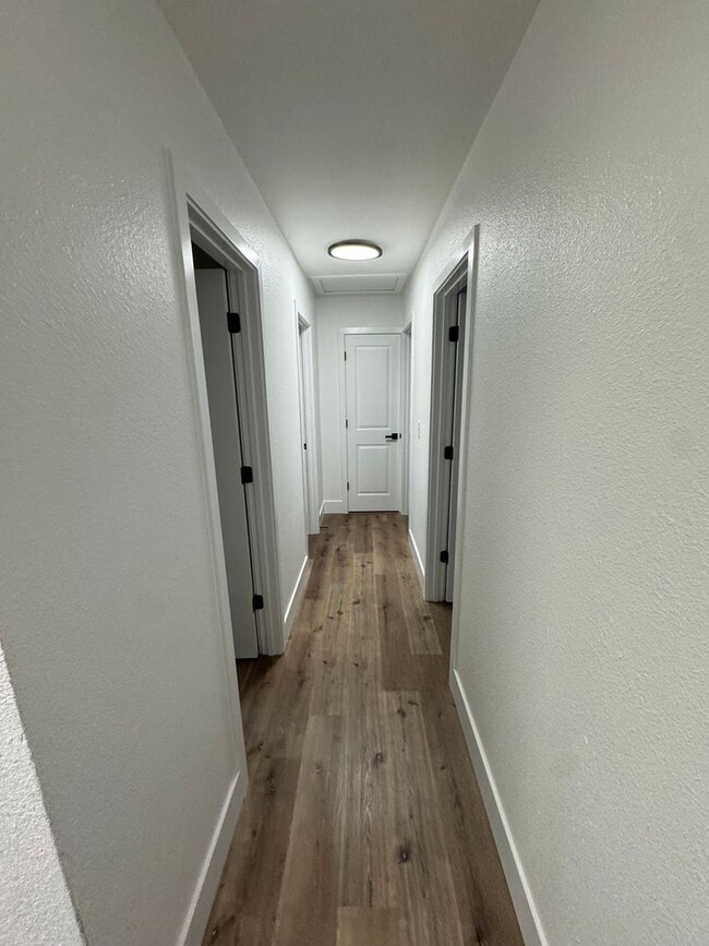 Building Photo - Newly Renovated 3 Bedroom 2 Bathroom Home in Santa Maria