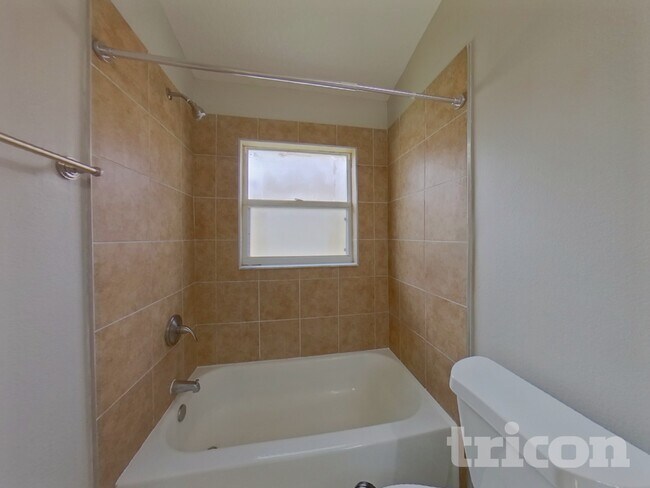 Building Photo - 8008 Elmstone Cir