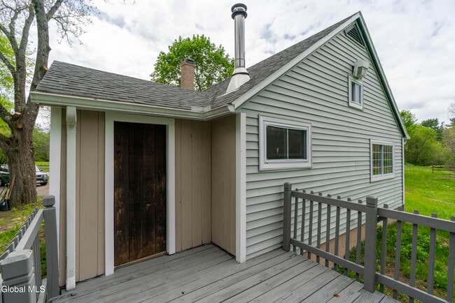 Building Photo - 535 NY-67
