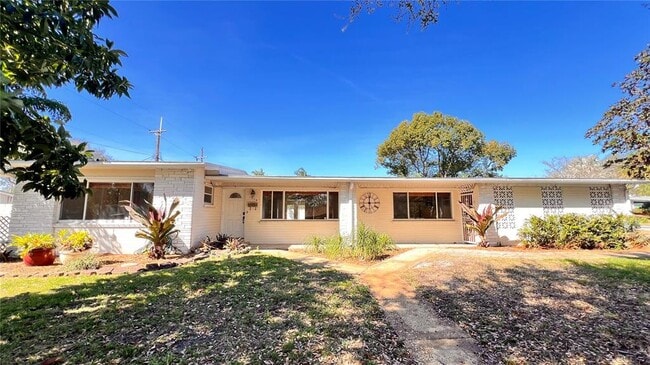 Building Photo - 1516 Dove Dr